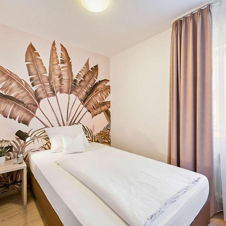 Best Western Hotel Favorit Ludwigsbourg Extérieur photo