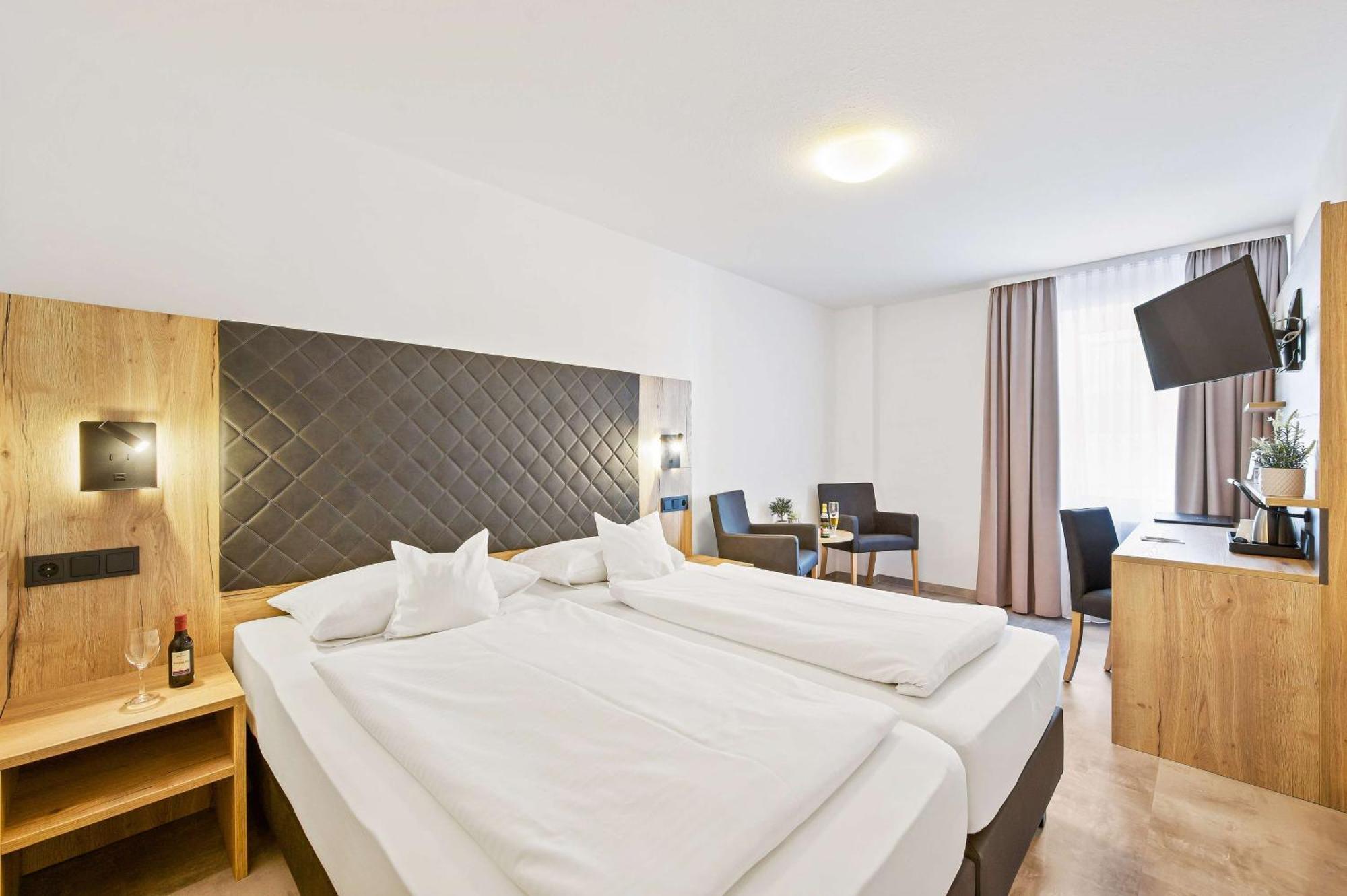 Best Western Hotel Favorit Ludwigsbourg Extérieur photo