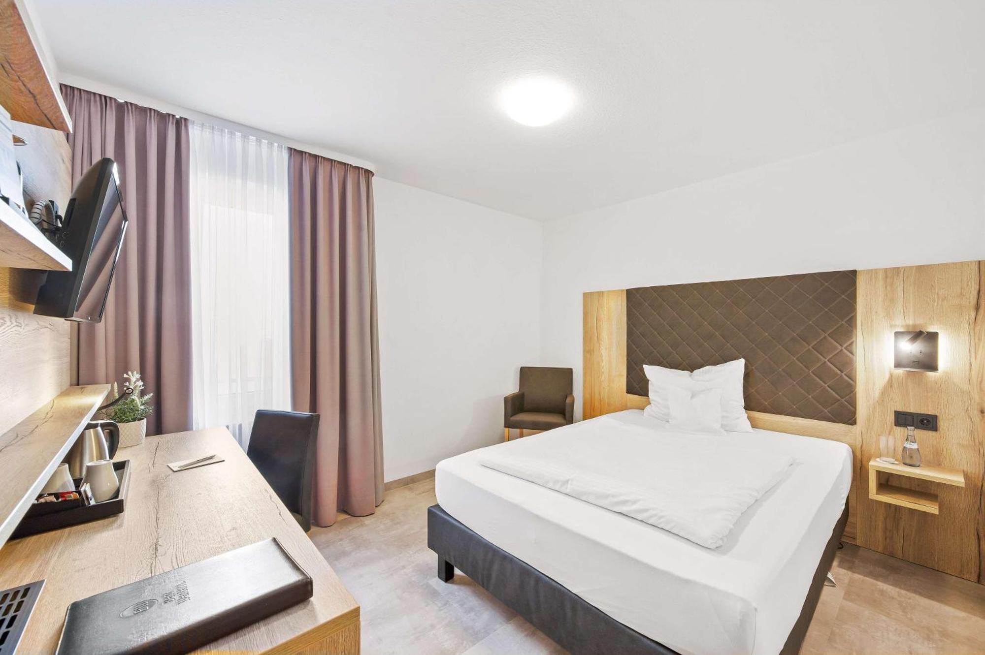 Best Western Hotel Favorit Ludwigsbourg Extérieur photo