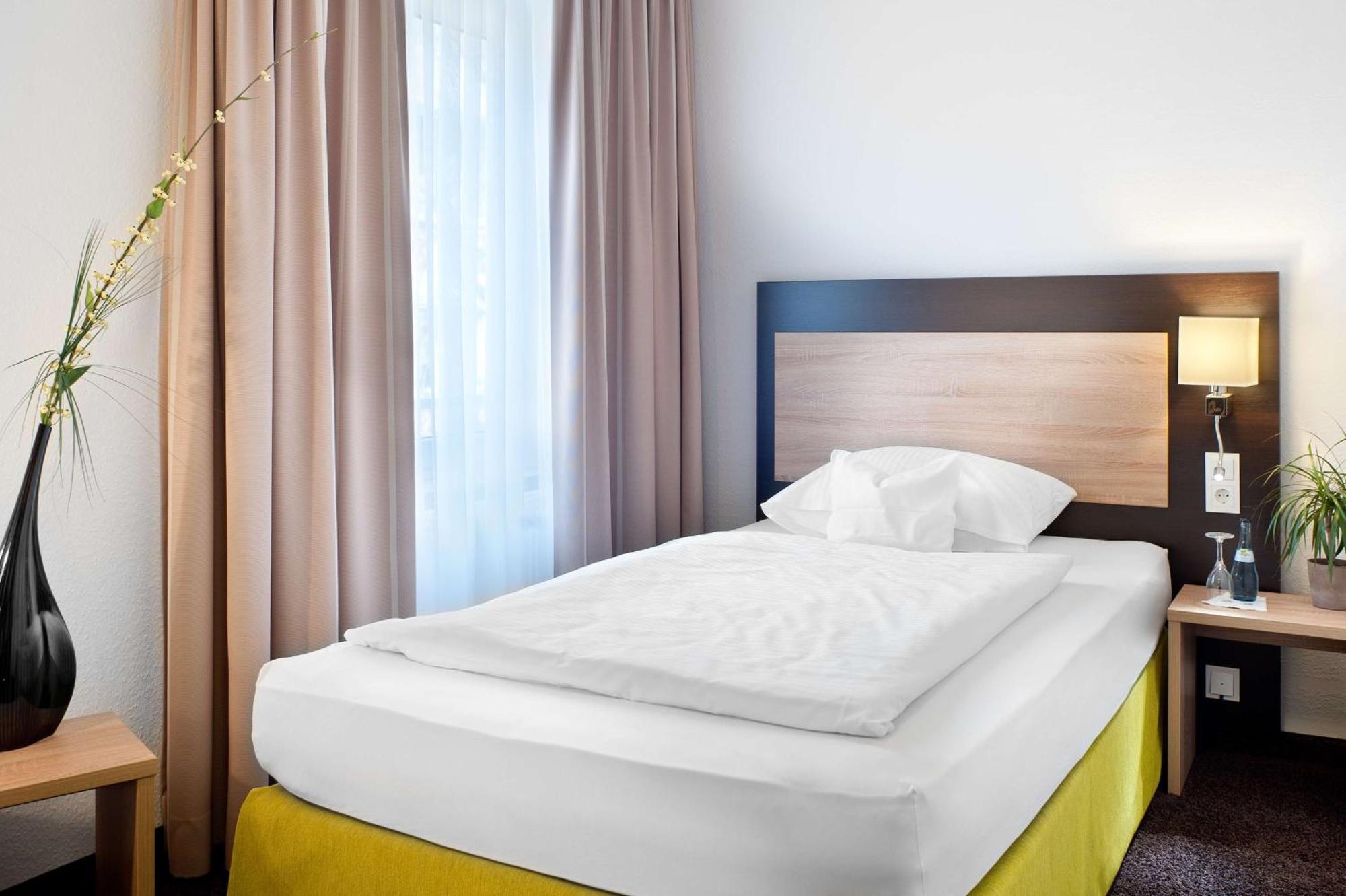 Best Western Hotel Favorit Ludwigsbourg Extérieur photo
