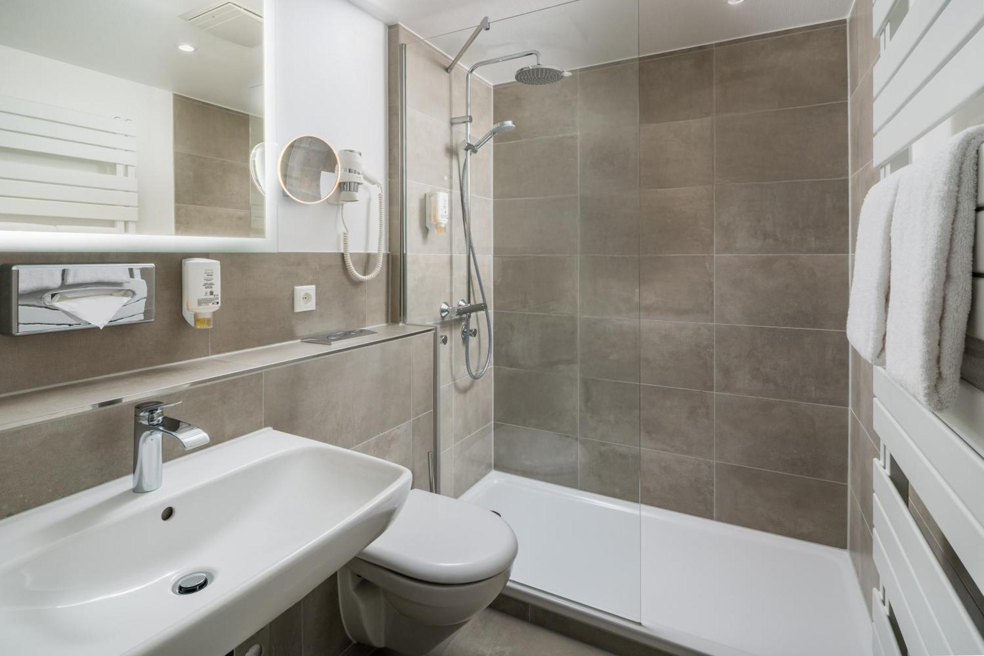 Best Western Hotel Favorit Ludwigsbourg Extérieur photo