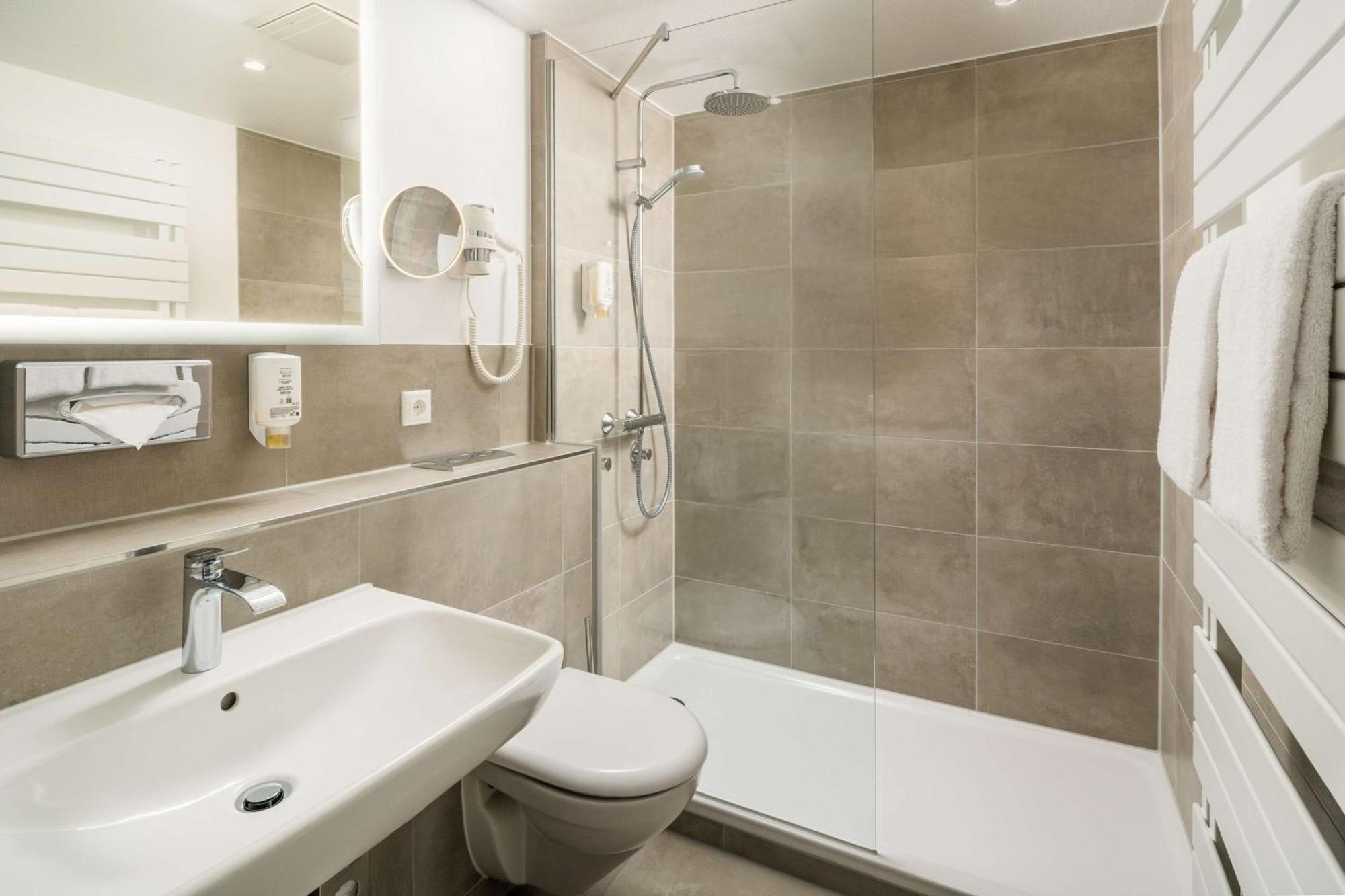 Best Western Hotel Favorit Ludwigsbourg Extérieur photo